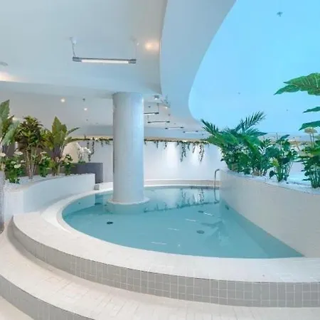 Hanza Tower With Bathtub 15th To 26th Floor & Pool Jacusi Appartamento Stettino